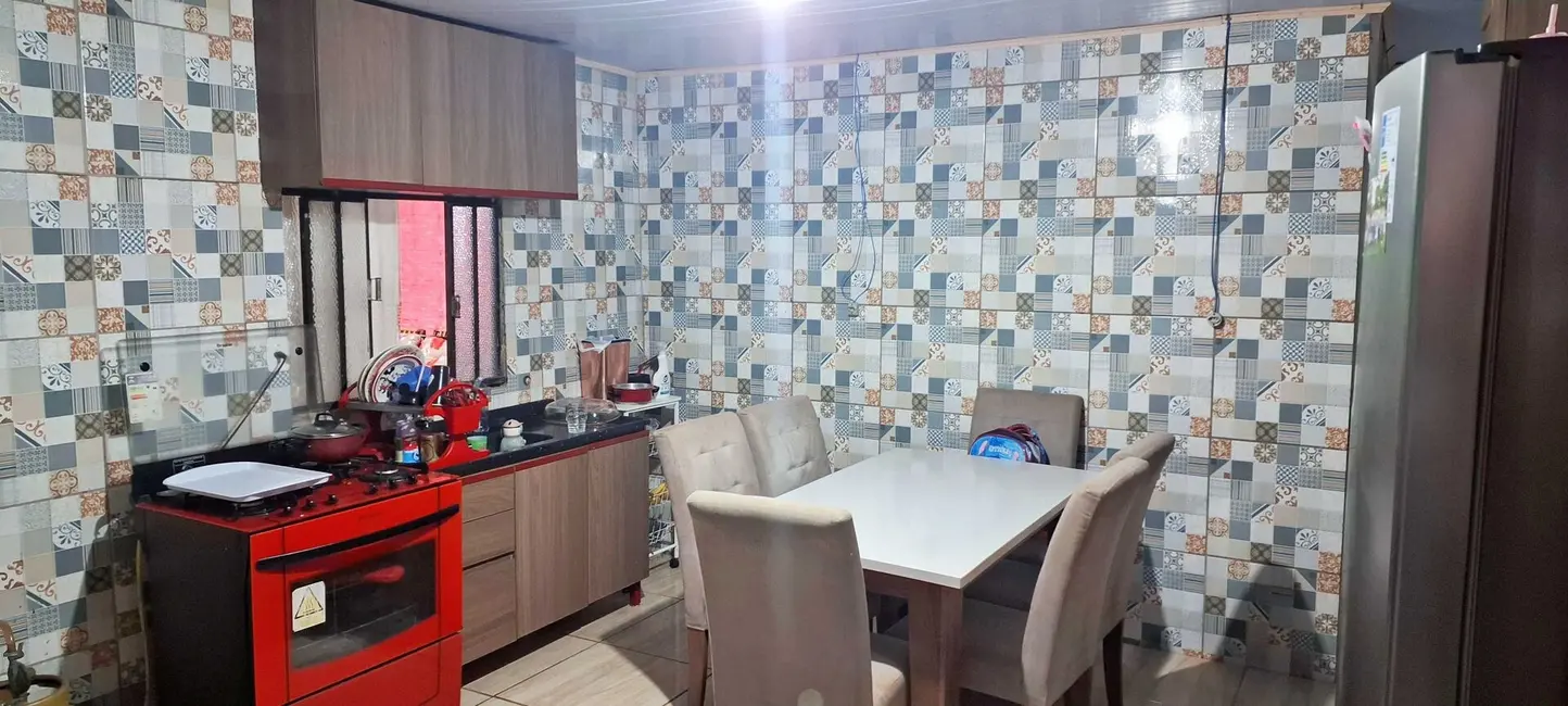 Foto 3 de Sobrado com 4 quartos à venda, 170m2 em Centro, Lagoa Dos Tres Cantos - RS