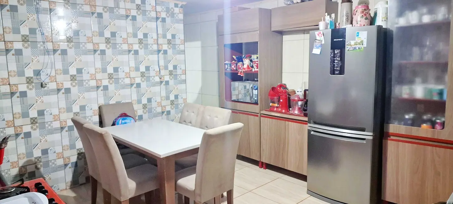 Foto 4 de Sobrado com 4 quartos à venda, 170m2 em Centro, Lagoa Dos Tres Cantos - RS