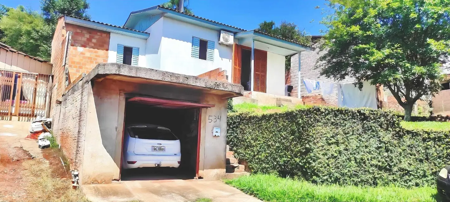 Foto 1 de Sobrado com 2 quartos à venda, 45m2 em Centro, Ibiruba - RS
