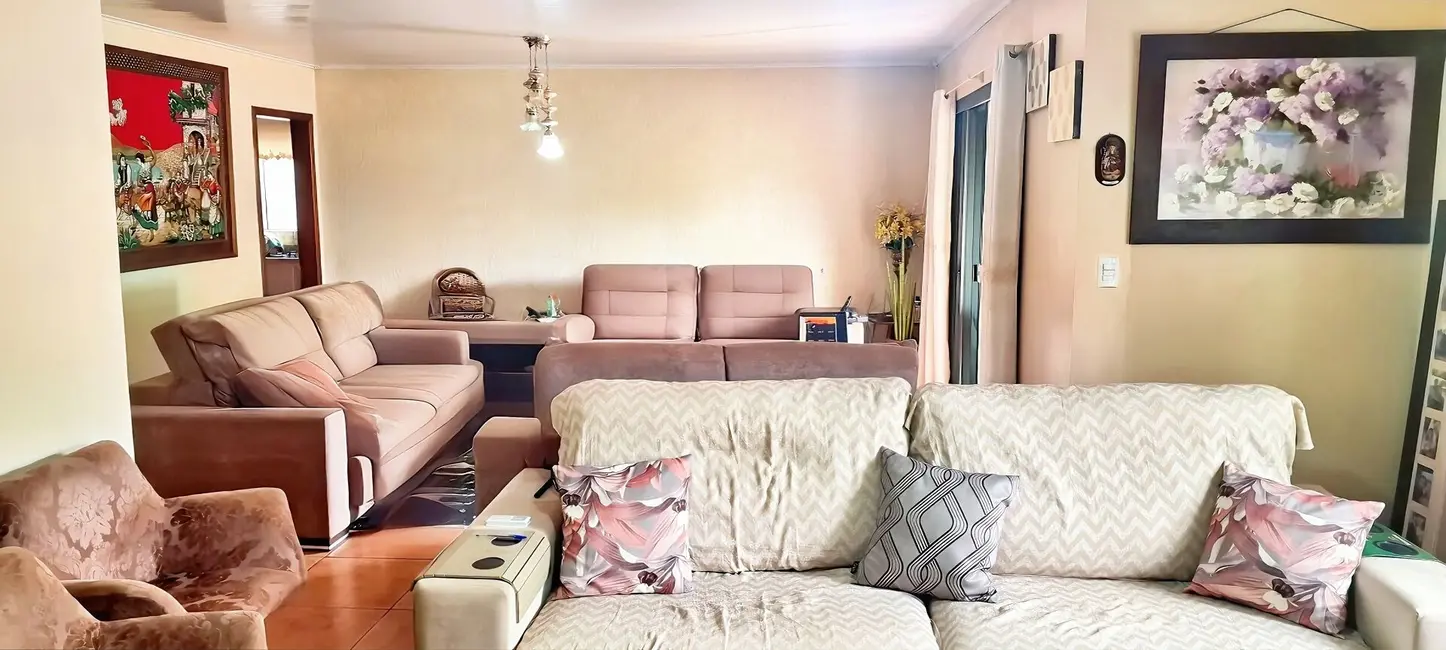 Foto 8 de Sobrado com 3 quartos à venda, 200m2 em Centro, Ibiruba - RS