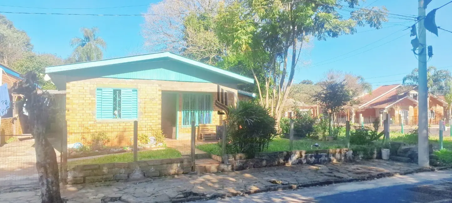 Sobrado com 2 quartos à venda em Centro, Tapera - RS - imagem 1 Foto 1 de Sobrado com 2 quartos à venda em Centro, Tapera - RS