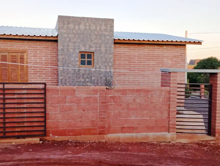 Foto 2 de Sobrado com 2 quartos à venda em Tapera - RS