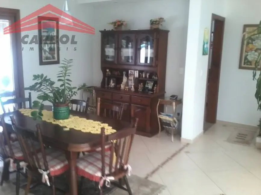 Casa com 3 quartos à venda, 330m2 em Jardim Novo Mundo, Jundiai - SP - imagem 4 Foto 4 de Casa com 3 quartos à venda, 330m2 em Jardim Novo Mundo, Jundiai - SP