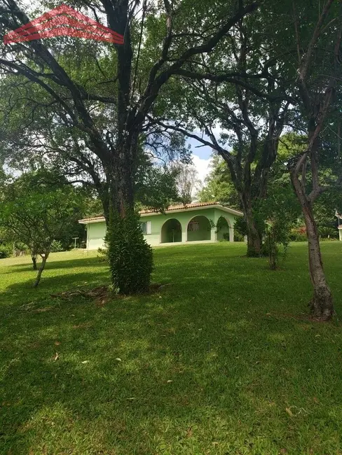 Foto 1 de Chácara com 3 quartos à venda, 2423m2 em Traviú, Jundiai - SP