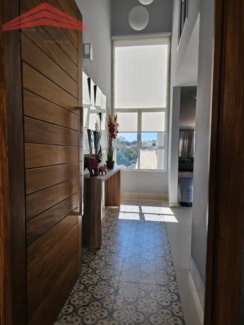 Casa com 3 quartos à venda, 350m2 em Jardim Quintas das Videiras, Jundiai - SP - imagem 5 Foto 5 de Casa com 3 quartos à venda, 350m2 em Jardim Quintas das Videiras, Jundiai - SP