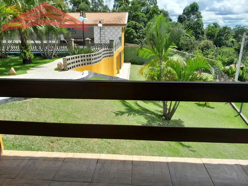 Chácara com 3 quartos à venda, 1076m2 em Jundiai - SP - imagem 2 Foto 2 de Chácara com 3 quartos à venda, 1076m2 em Jundiai - SP