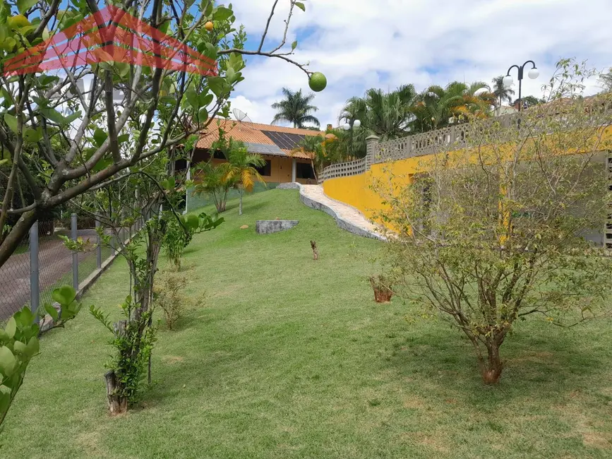 Chácara com 3 quartos à venda, 1076m2 em Jundiai - SP - imagem 8 Foto 8 de Chácara com 3 quartos à venda, 1076m2 em Jundiai - SP