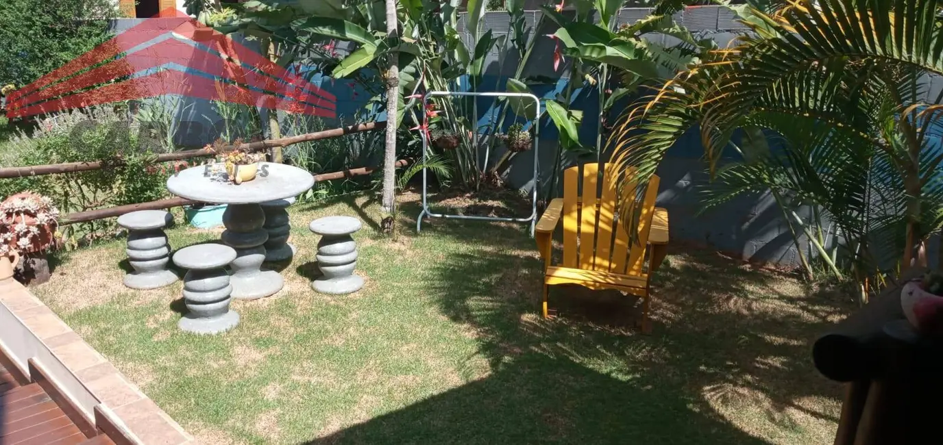 Chácara com 3 quartos à venda, 1200m2 em Louveira - SP - imagem 9 Foto 9 de Chácara com 3 quartos à venda, 1200m2 em Louveira - SP