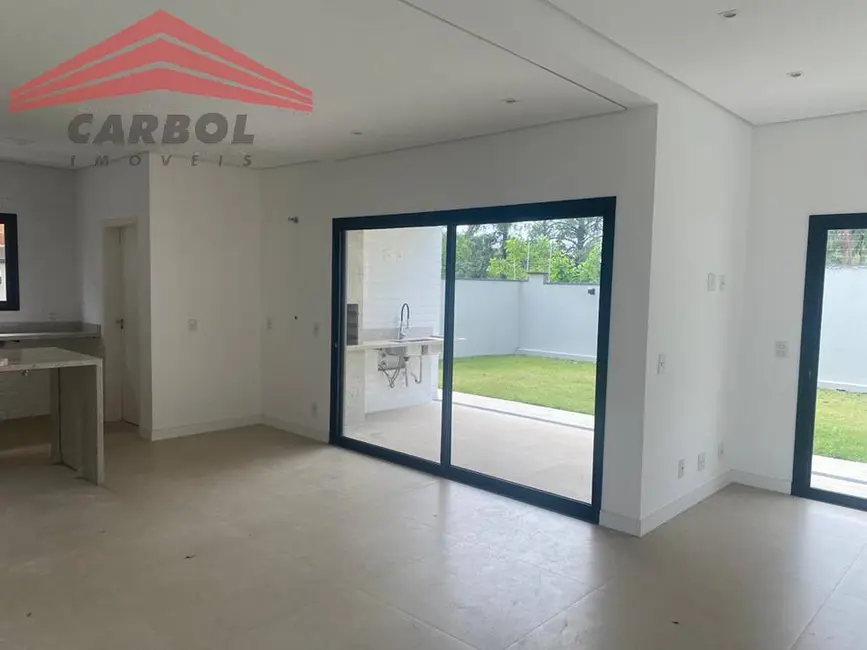 Casa de Condomínio com 4 quartos à venda e para alugar, 390m2 em Medeiros, Jundiai - SP - imagem 5 Foto 5 de Casa de Condomínio com 4 quartos à venda e para alugar, 390m2 em Medeiros, Jundiai - SP