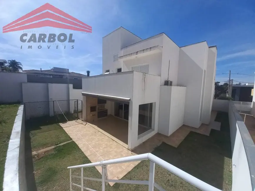 Casa de Condomínio com 3 quartos à venda e para alugar, 518m2 em Medeiros, Jundiai - SP - imagem 4 Foto 4 de Casa de Condomínio com 3 quartos à venda e para alugar, 518m2 em Medeiros, Jundiai - SP