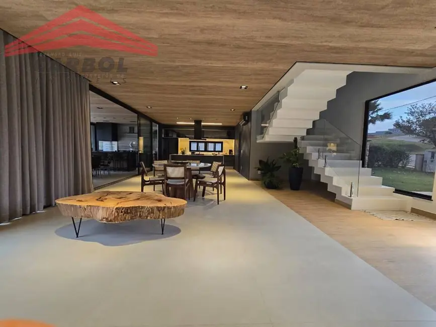 Foto 4 de Casa de Condomínio com 3 quartos à venda, 1070m2 em Caxambu, Jundiai - SP