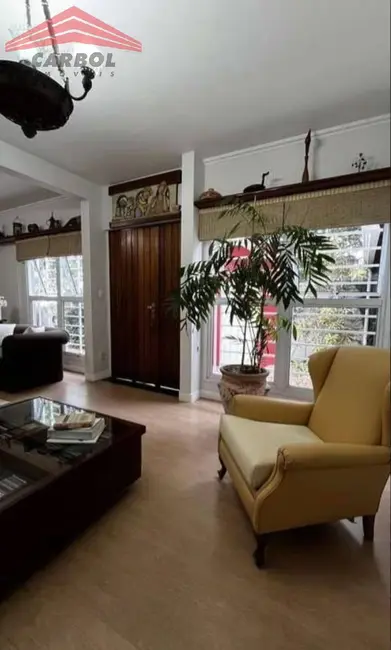 Casa com 5 quartos à venda, 258m2 em Vila Viotto, Jundiai - SP - imagem 4 Foto 4 de Casa com 5 quartos à venda, 258m2 em Vila Viotto, Jundiai - SP