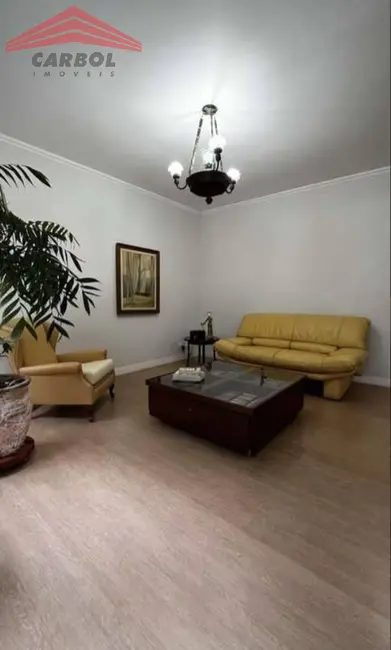 Casa com 5 quartos à venda, 258m2 em Vila Viotto, Jundiai - SP - imagem 2 Foto 2 de Casa com 5 quartos à venda, 258m2 em Vila Viotto, Jundiai - SP