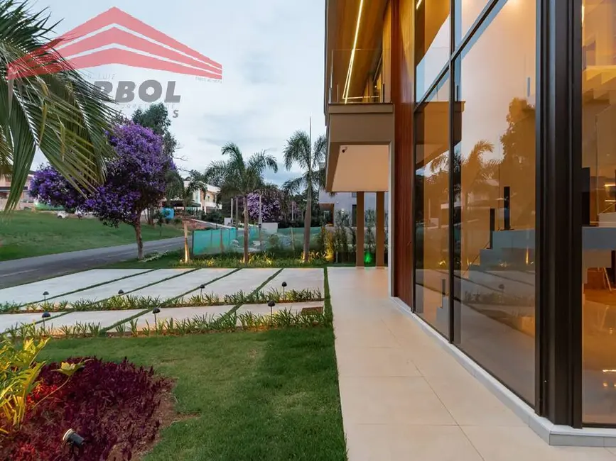 Foto 3 de Casa de Condomínio à venda, 1000m2 em Cabreuva - SP