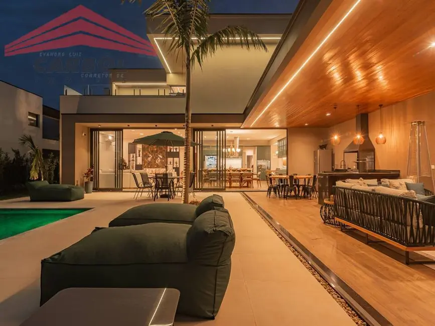 Foto 4 de Casa de Condomínio à venda, 1000m2 em Cabreuva - SP