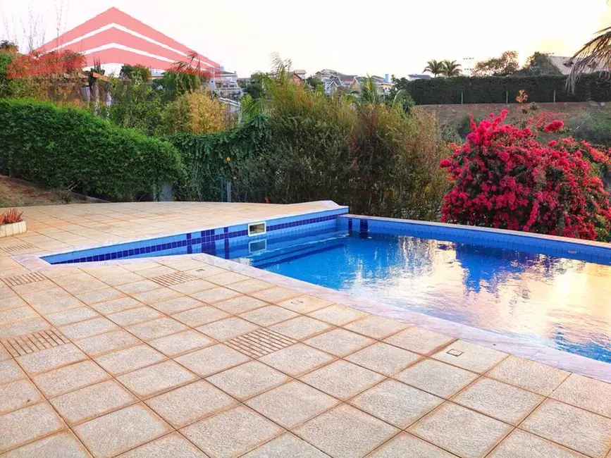 Casa de Condomínio com 3 quartos à venda e para alugar, 1330m2 em Valinhos - SP - imagem 5 Foto 5 de Casa de Condomínio com 3 quartos à venda e para alugar, 1330m2 em Valinhos - SP