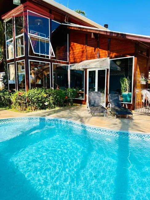 Foto 1 de Casa de Condomínio com 3 quartos para alugar, 500m2 em Caxambu, Jundiai - SP