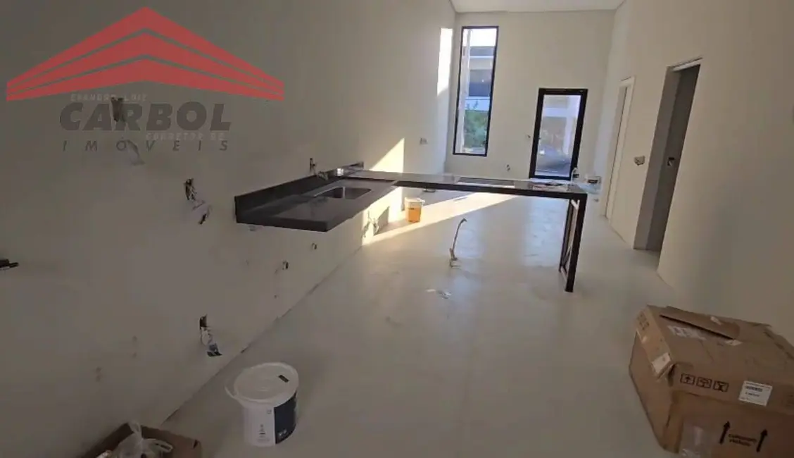 Casa de Condomínio com 3 quartos à venda, 250m2 em Recanto Quarto Centenário, Jundiai - SP - imagem 2 Foto 2 de Casa de Condomínio com 3 quartos à venda, 250m2 em Recanto Quarto Centenário, Jundiai - SP