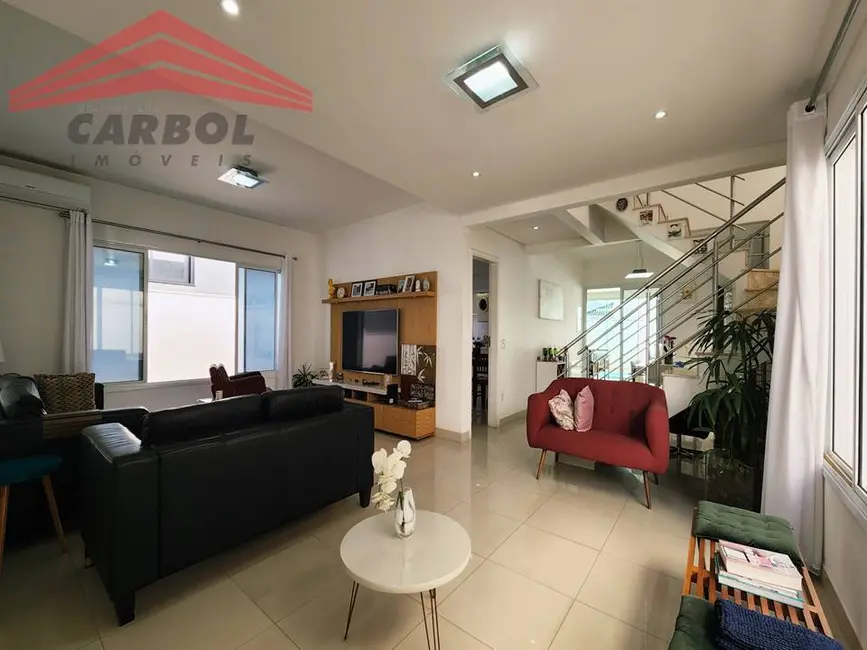 Casa de Condomínio com 3 quartos para alugar, 354m2 em Engordadouro, Jundiai - SP - imagem 3 Foto 3 de Casa de Condomínio com 3 quartos para alugar, 354m2 em Engordadouro, Jundiai - SP