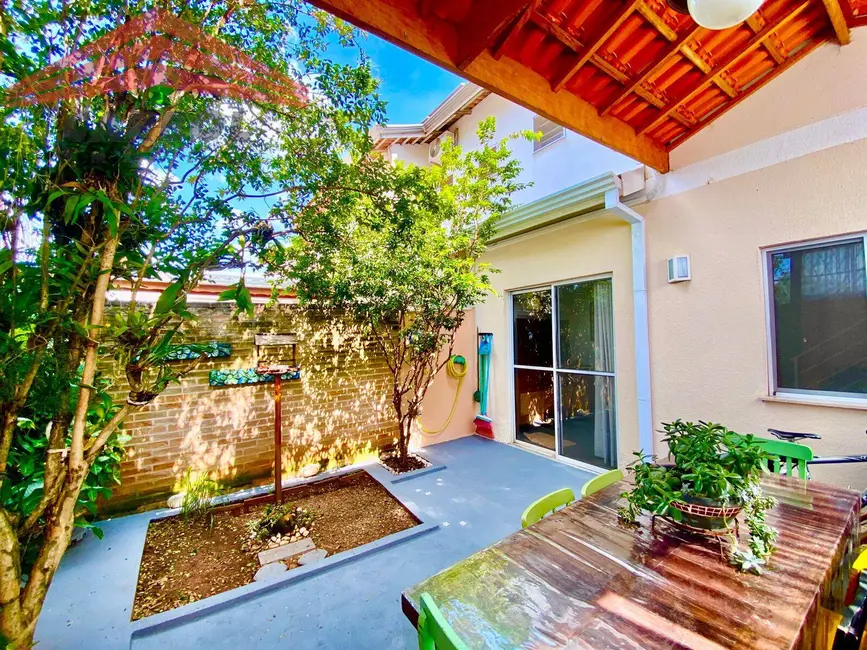 Foto 2 de Casa de Condomínio com 3 quartos à venda, 130m2 em Jardim Shangai, Jundiai - SP