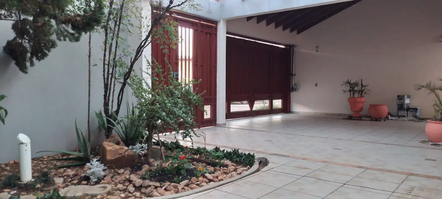 Foto 8 de Casa com 4 quartos para alugar, 250m2 em Vila das Hortências, Jundiai - SP