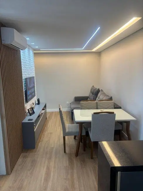 Foto 2 de Apartamento com 2 quartos à venda, 54m2 em Horto Florestal, Jundiai - SP