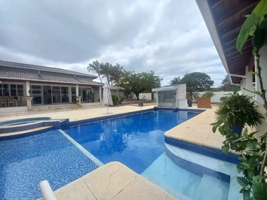 Foto 3 de Chácara com 4 quartos à venda, 2200m2 em Vale das Laranjeiras, Indaiatuba - SP