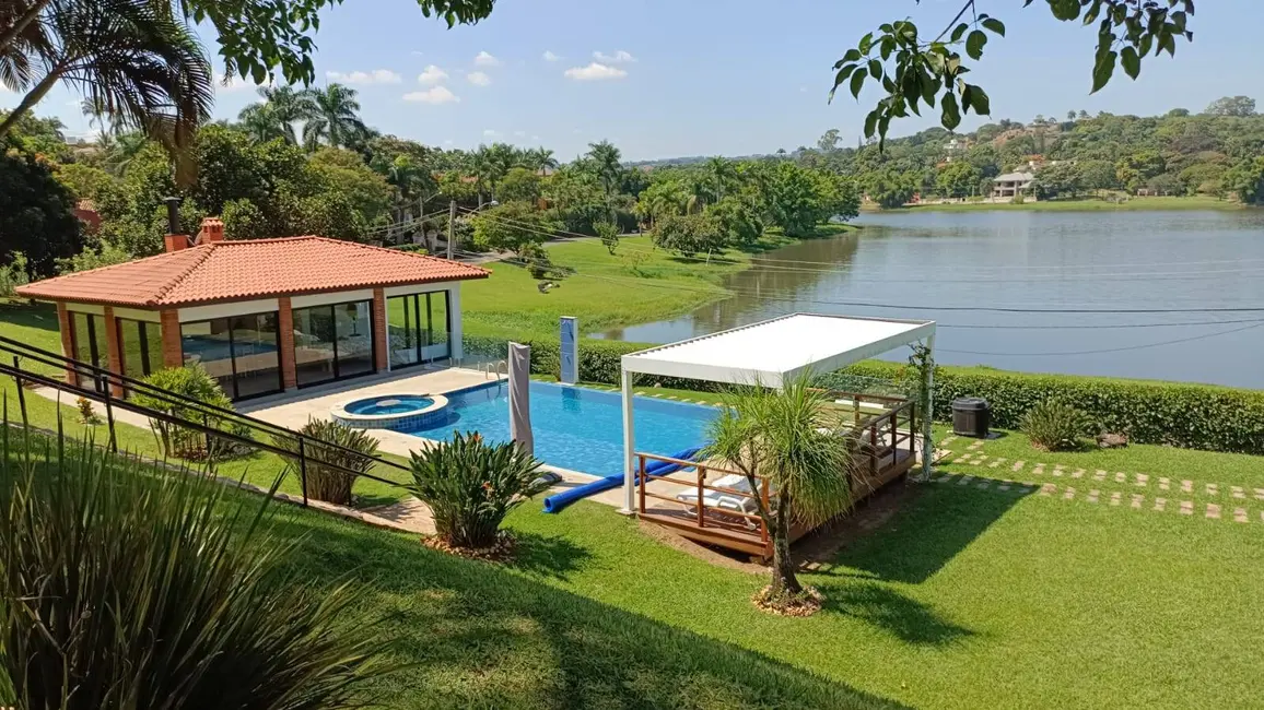 Foto 1 de Chácara com 3 quartos à venda e para alugar, 3330m2 em Colinas do Mosteiro de Itaici, Indaiatuba - SP