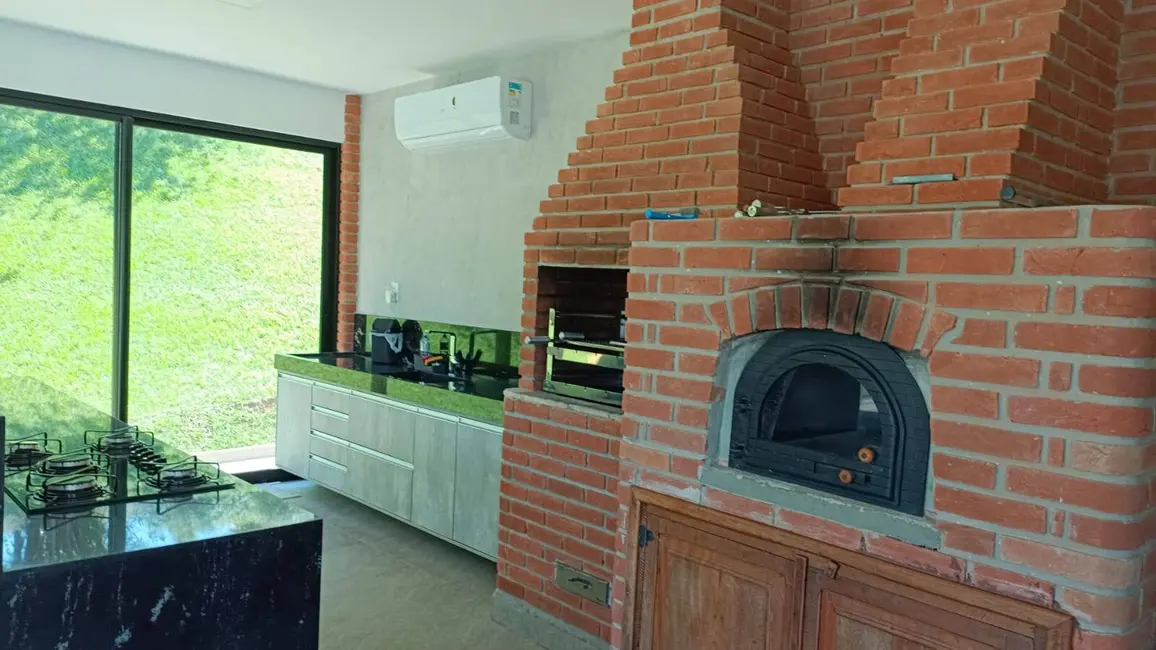 Chácara com 3 quartos à venda e para alugar, 3330m2 em Colinas do Mosteiro de Itaici, Indaiatuba - SP - imagem 5 Foto 5 de Chácara com 3 quartos à venda e para alugar, 3330m2 em Colinas do Mosteiro de Itaici, Indaiatuba - SP