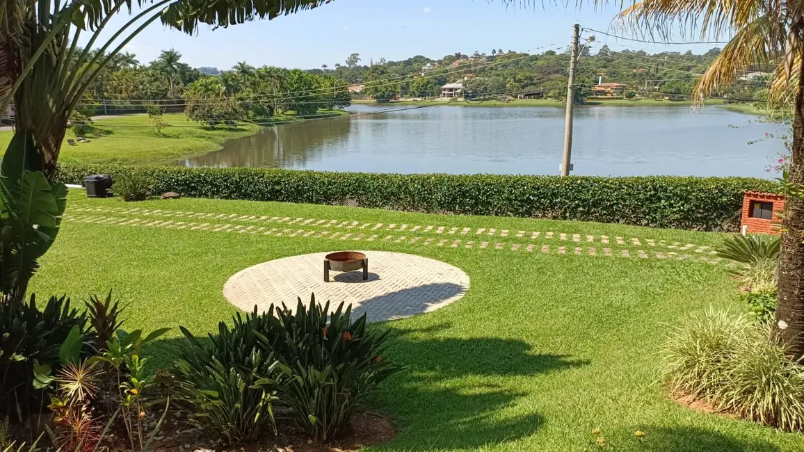 Chácara com 3 quartos à venda e para alugar, 3330m2 em Colinas do Mosteiro de Itaici, Indaiatuba - SP - imagem 4 Foto 4 de Chácara com 3 quartos à venda e para alugar, 3330m2 em Colinas do Mosteiro de Itaici, Indaiatuba - SP