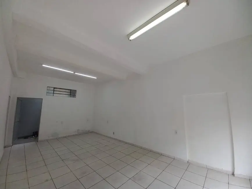 Sala Comercial para alugar, 125m2 em Jardim Califórnia, Indaiatuba - SP - imagem 4 Foto 4 de Sala Comercial para alugar, 125m2 em Jardim Califórnia, Indaiatuba - SP