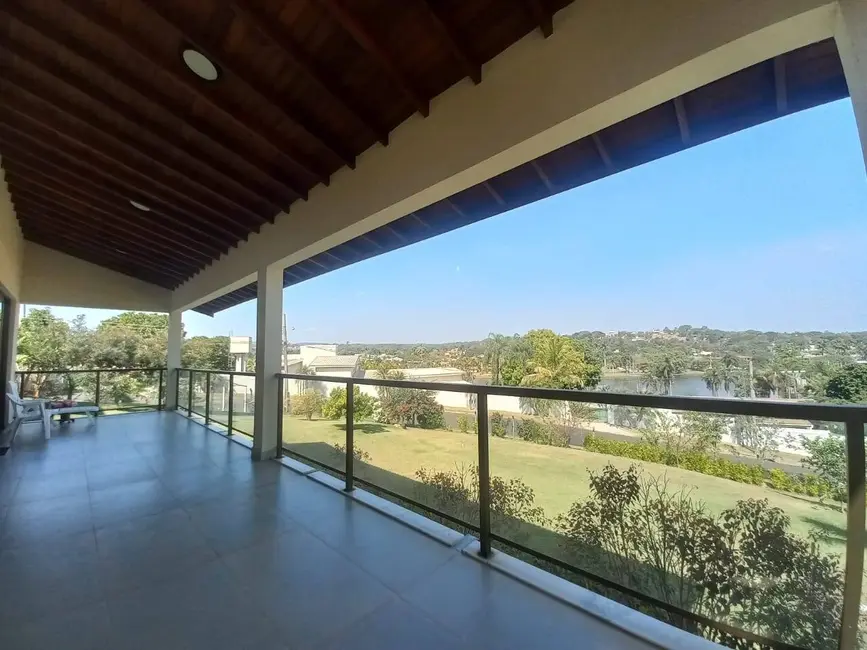 Foto 2 de Chácara com 3 quartos à venda, 2070m2 em Vale das Laranjeiras, Indaiatuba - SP