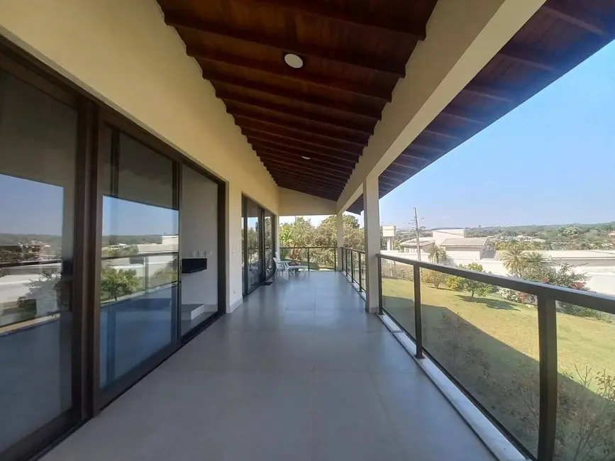 Foto 3 de Chácara com 3 quartos à venda, 2070m2 em Vale das Laranjeiras, Indaiatuba - SP