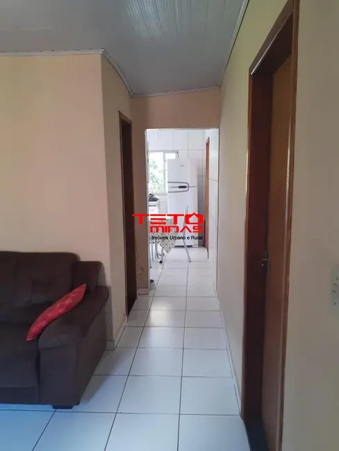 Casa com 2 quartos à venda, 108m2 em Sao Lourenco - MG - imagem 3 Foto 3 de Casa com 2 quartos à venda, 108m2 em Sao Lourenco - MG