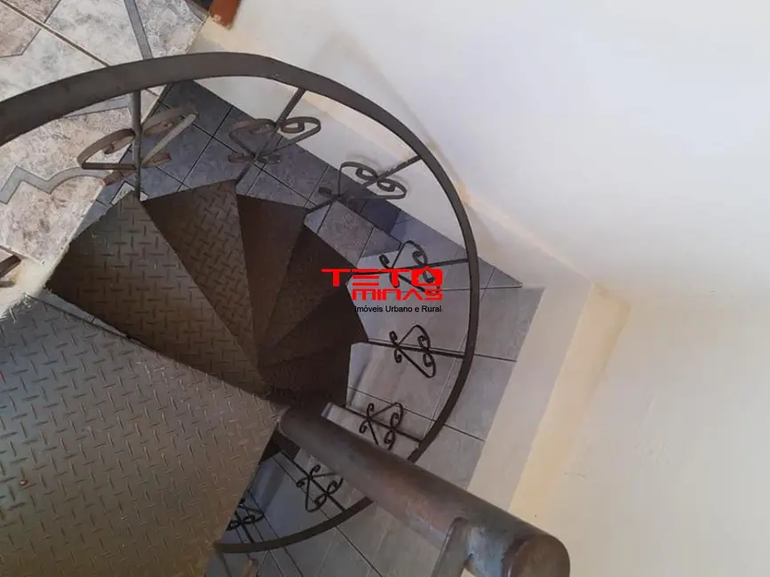 Casa com 2 quartos à venda, 108m2 em Sao Lourenco - MG - imagem 9 Foto 9 de Casa com 2 quartos à venda, 108m2 em Sao Lourenco - MG