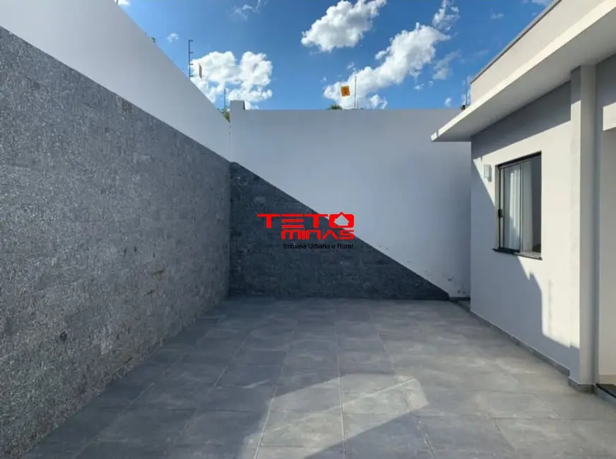 Foto 8 de Casa com 2 quartos à venda, 115m2 em Sao Lourenco - MG