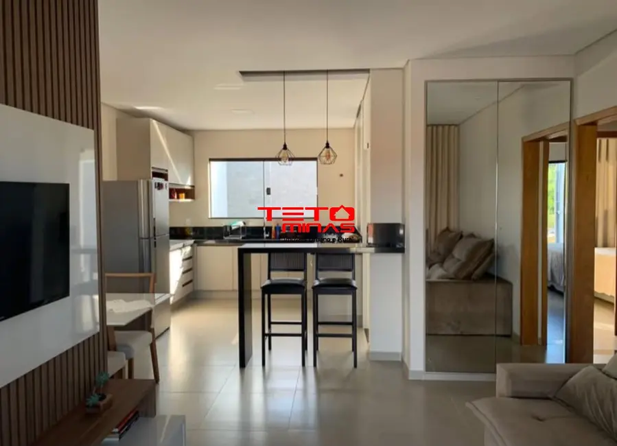 Foto 1 de Casa com 2 quartos à venda, 115m2 em Sao Lourenco - MG