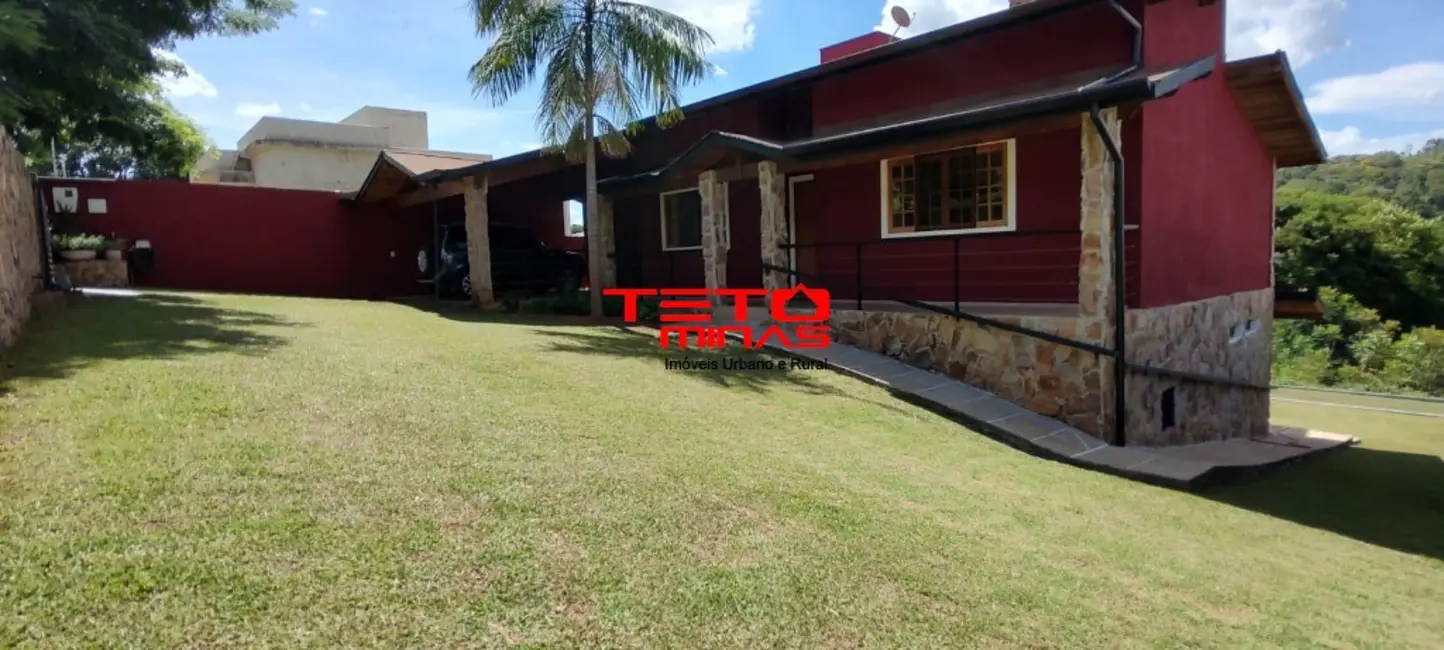 Casa com 4 quartos à venda, 313m2 em Sao Lourenco - MG - imagem 1 Foto 1 de Casa com 4 quartos à venda, 313m2 em Sao Lourenco - MG