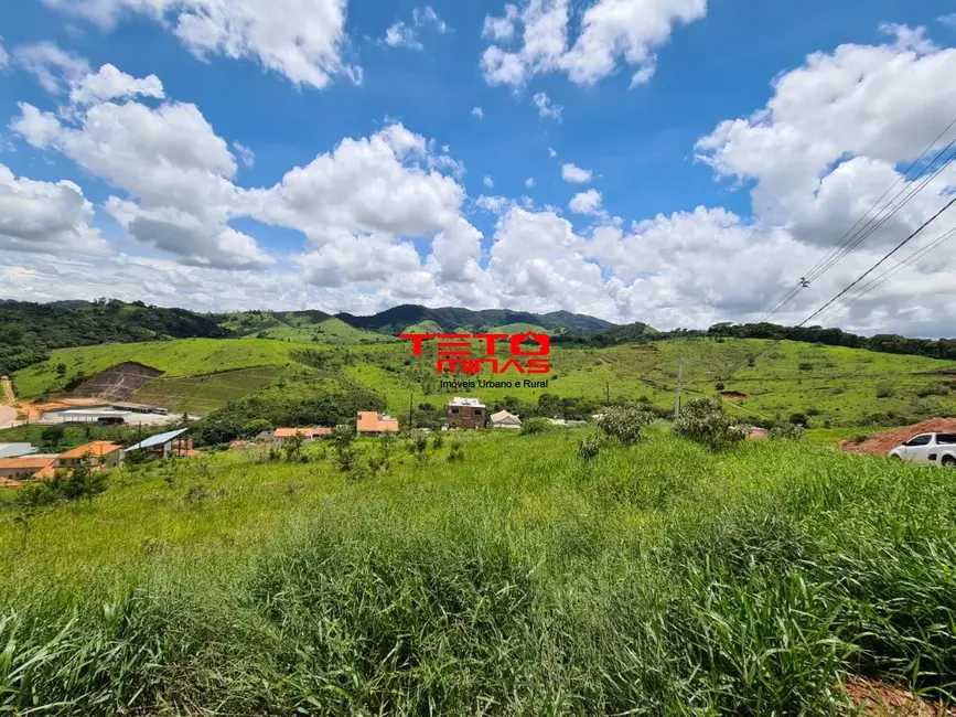 Foto 1 de Terreno / Lote à venda, 352m2 em Sao Lourenco - MG