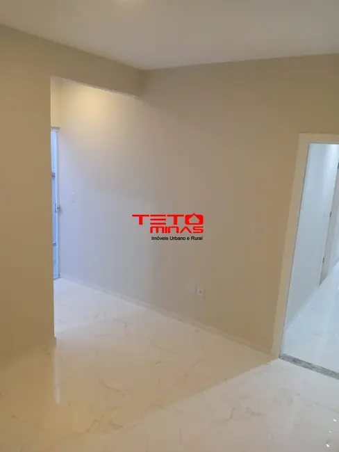 Casa com 2 quartos à venda, 100m2 em Sao Lourenco - MG - imagem 5 Foto 5 de Casa com 2 quartos à venda, 100m2 em Sao Lourenco - MG