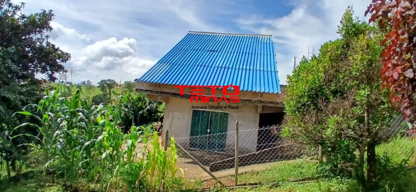 Foto 3 de Chácara com 2 quartos à venda, 145m2 em Dom Vicoso - MG