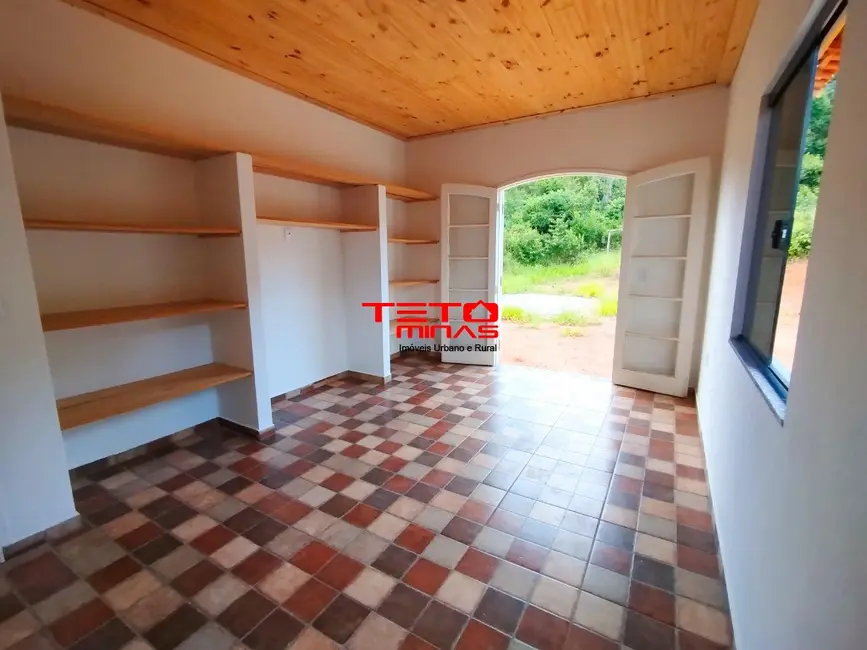 Foto 3 de Chácara com 3 quartos à venda, 150m2 em Carmo De Minas - MG