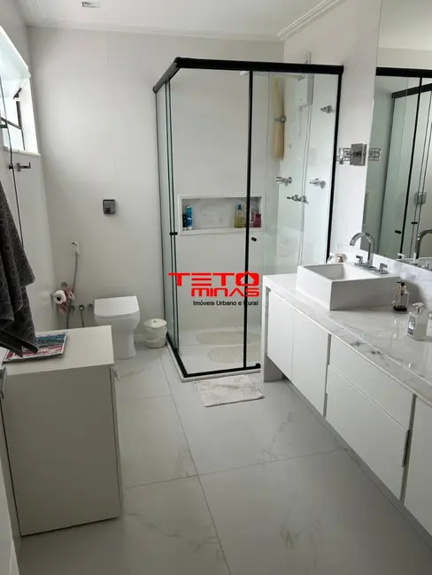 Casa com 4 quartos à venda, 617m2 em Sao Lourenco - MG - imagem 9 Foto 9 de Casa com 4 quartos à venda, 617m2 em Sao Lourenco - MG