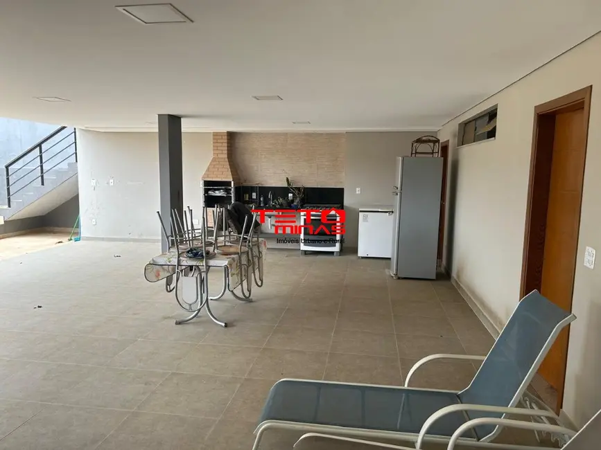 Casa com 4 quartos à venda, 617m2 em Sao Lourenco - MG - imagem 3 Foto 3 de Casa com 4 quartos à venda, 617m2 em Sao Lourenco - MG