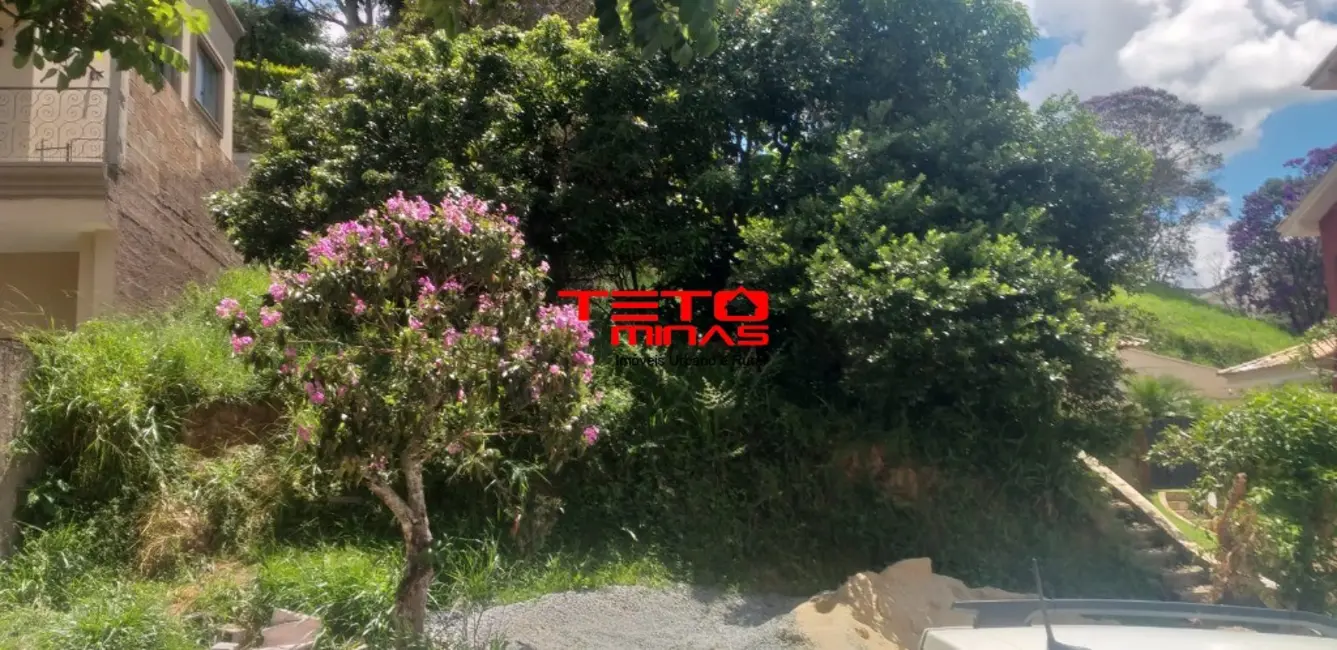 Foto 1 de Terreno / Lote à venda, 300m2 em Sao Lourenco - MG