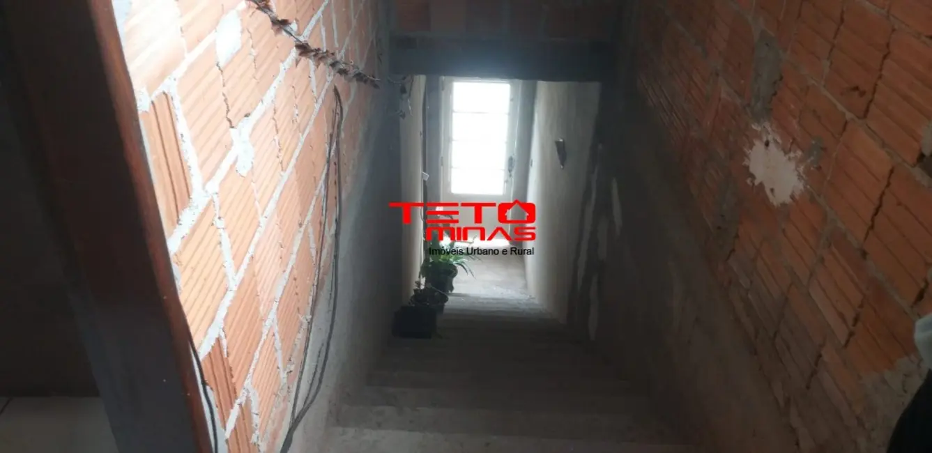 Casa com 3 quartos à venda, 136m2 em Sao Lourenco - MG - imagem 2 Foto 2 de Casa com 3 quartos à venda, 136m2 em Sao Lourenco - MG