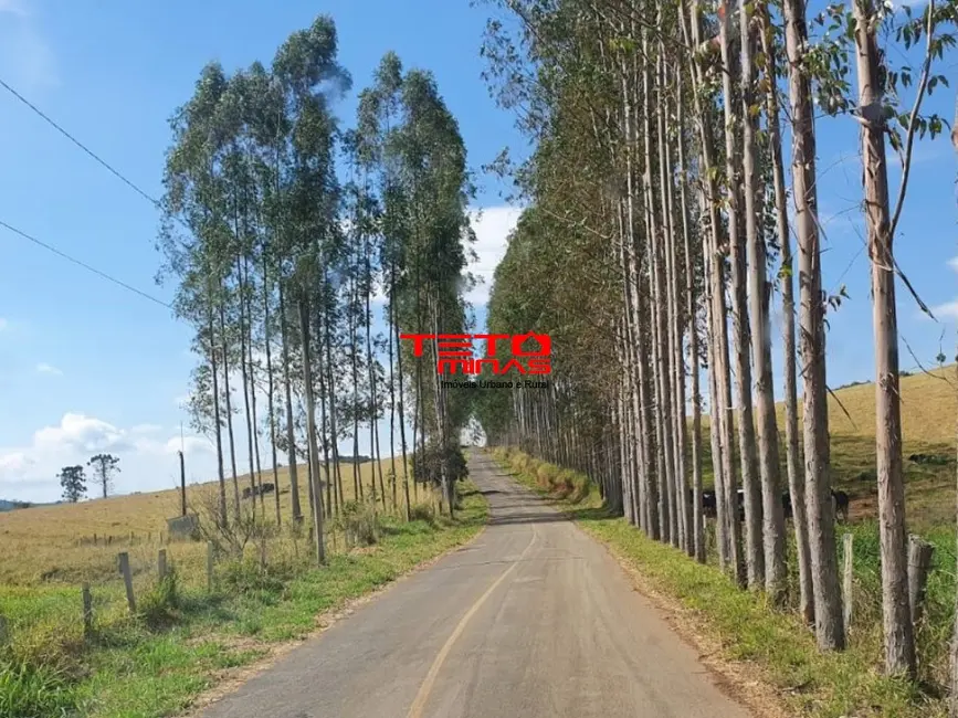 Foto 1 de Terreno / Lote à venda, 360m2 em Zona Rural, Pocos De Caldas - MG