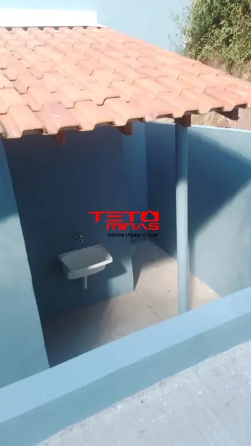 Foto 2 de Casa com 2 quartos à venda, 250m2 em Sao Lourenco - MG