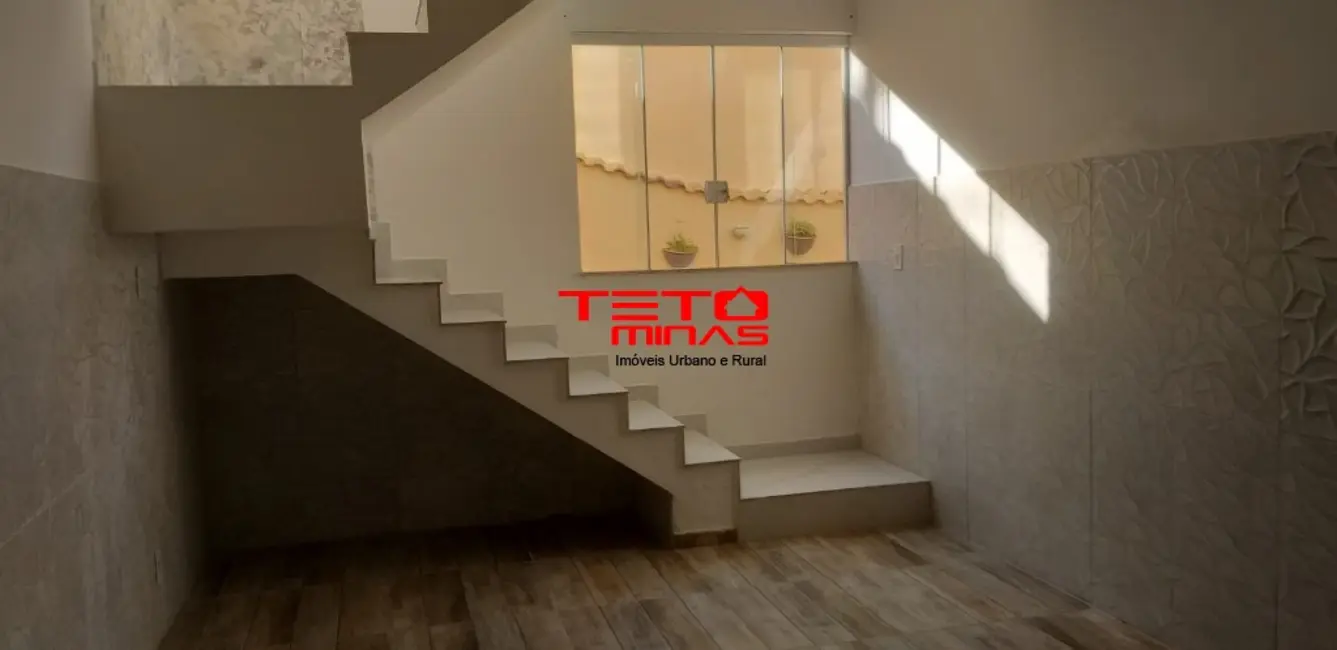 Casa com 3 quartos à venda, 122m2 em Sao Lourenco - MG - imagem 2 Foto 2 de Casa com 3 quartos à venda, 122m2 em Sao Lourenco - MG