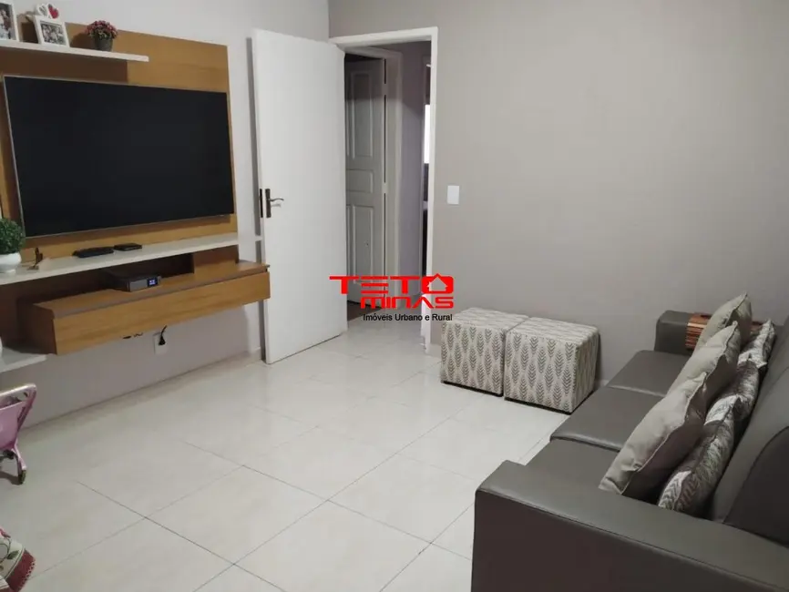 Casa com 2 quartos à venda, 250m2 em Sao Lourenco - MG - imagem 4 Foto 4 de Casa com 2 quartos à venda, 250m2 em Sao Lourenco - MG